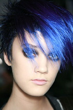 Колорирование волос синий фото